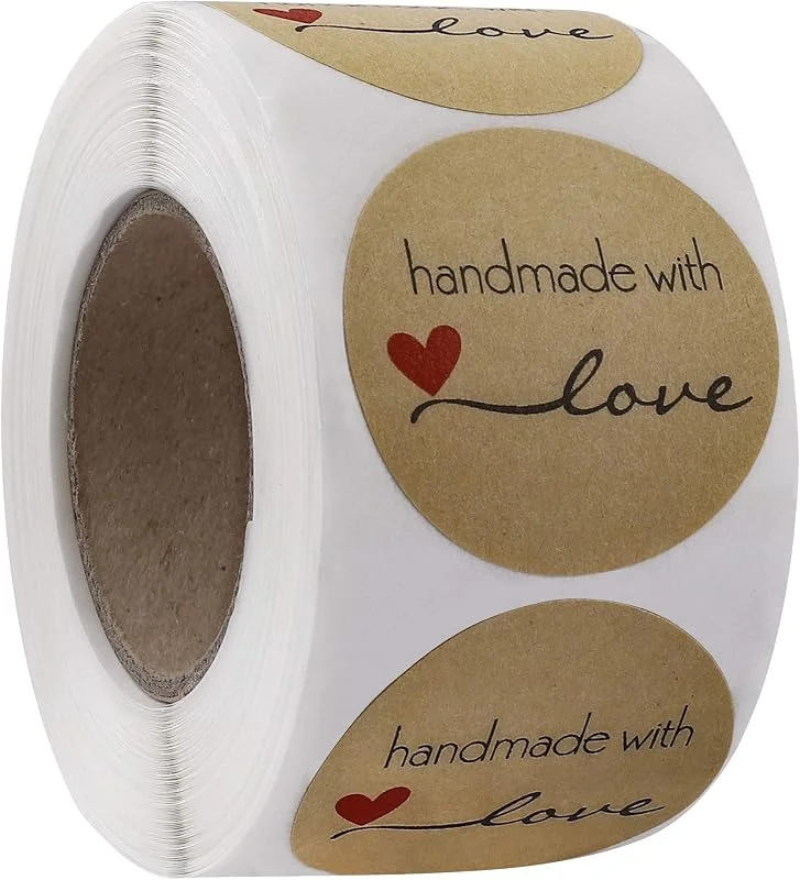 MengH-SHOP Pegatinas Kraft Etiqueta Adhesiva "Handmade with love" 3.8cm Redondas Etiqueta Autoadhesiva Hechas a Mano Etiquetas Rollo Decoración para Bolsas de Hornear Regalos Caseros 1 Rollo 500 Piezas — Envoltorio regalo