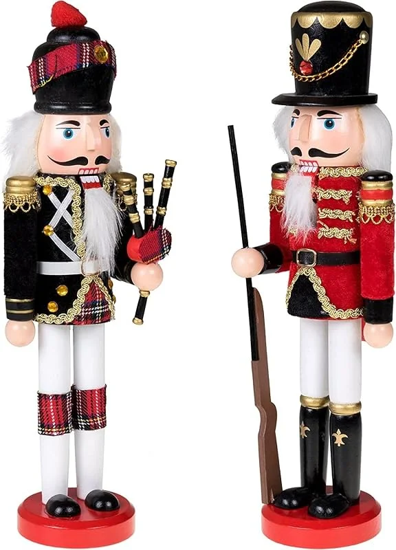 KAHEIGN 2 Piezas Soldados de Cascanueces de Madera, 2 Estilo 30CM Figuras de Cascanueces Tradicionale de Navidad Soldado Pintado de Madera de Pino de Primera Calidad por Decoración (Gaita & Pistola) — Decoracion Navidad