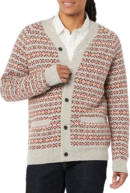 Visita la tienda de Amazon Essentials Amazon Essentials Hombre Cárdigan de Lana de Cordero con Cuello de Pico y Bolsillos (Antes Goodthreads) — Ropa Navidad