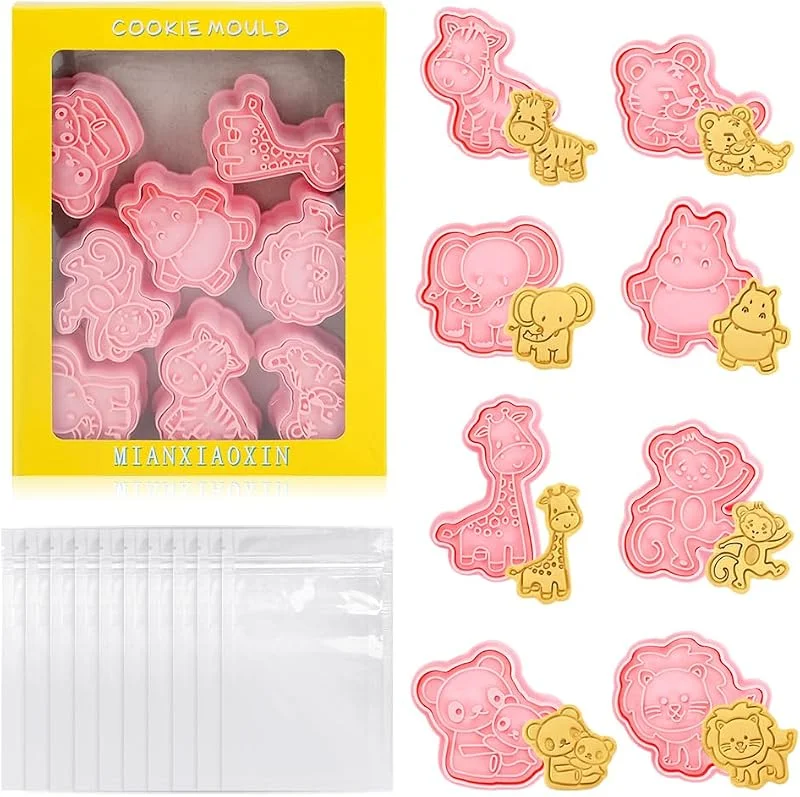 CRITIVE-SHOP Juego de 8 cortadores de galletas de animales con 10 bolsas de galletas, cortadores de galletas 3D con sellos, cortadores de dibujos animados para hornear, moldes de galletas en relieve para niños — Hogar y cocina