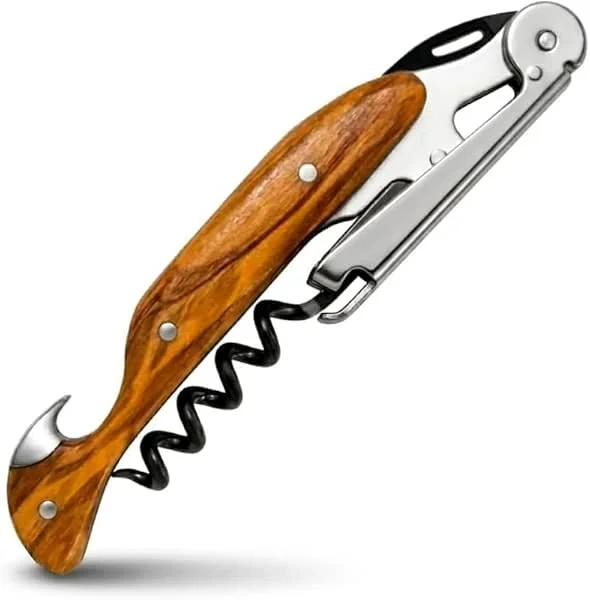 Visita la tienda de Falcork Sacacorchos para Profesionales FALCORK® 144 – Eficiencia para Uso Intensivo en Hostelería – Exclusivo Abridor de un Solo Paso con Espiral Marcada Óptima, Funda de Cuero y Madera Natural de Olivo — Vino y mesa festiva