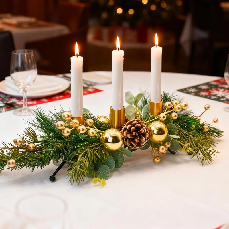MrMrKura Centro de mesa de Navidad con 3 portavelas, decoraciones de mesa con conos de pino y bayas rojas, decoraciones de Navidad para interiores para mesa de comedor y chimenea (dorado) — Cena a la luz de velas
