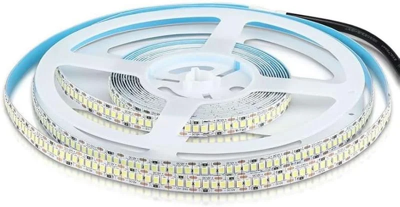 V-TAC Tira de LED Bobina de 5m 18W po metro SMD2835 Color de luz blanca frìo (6000k) Interior con tira adhesiva, alimentado a 12 voltios. — Luces Navidad