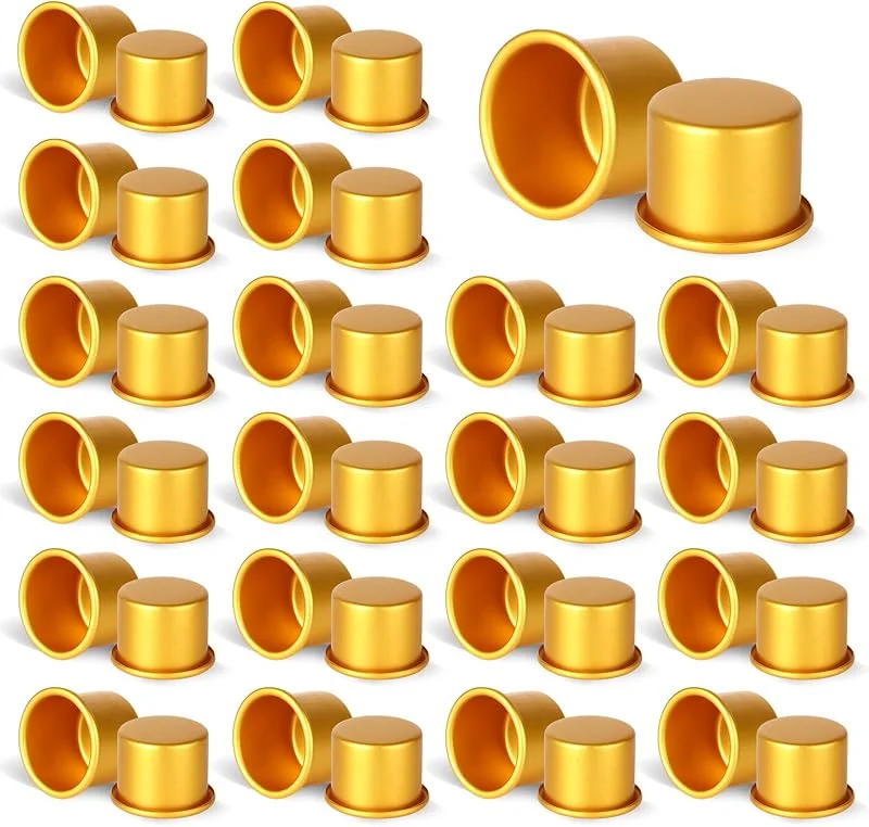 Gucass 40 portavelas para velas de varilla, diámetro de 22, 5 mm, boquilla de metal pequeña para velas de té, velas de mesa, para velas de árbol, candelabros decorativos, candelabros dorados — Cena a la luz de velas