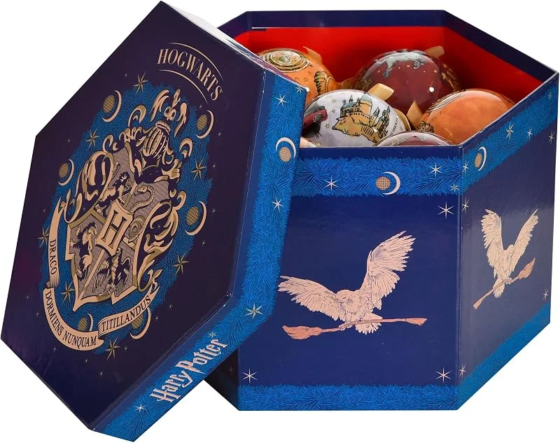 Elbenwald Wizarding World Bolas de Navidad para el árbol 14 Piezas en Caja de Regalo Decorativa para los Fans de Harry Potter 5 diseños Diferentes de plástico Multicolor — Decoracion Navidad