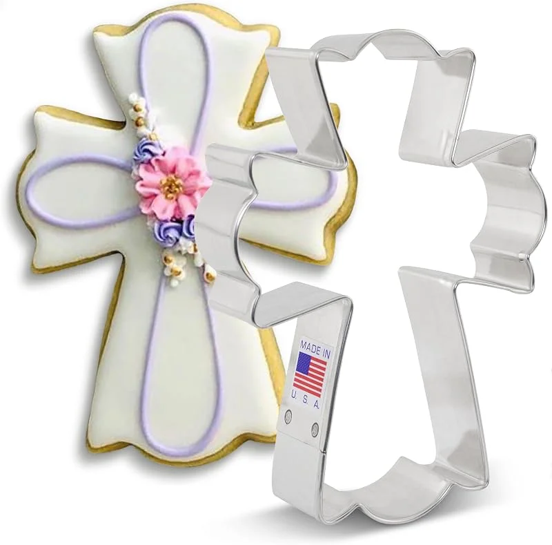 Visita la tienda de Ann Clark Cookie Cutters Ann Clark Cookie Cutters Cortador de galletas cruz elegante grande por Flour Box Bakery - 11, 4 cm — Hogar y cocina